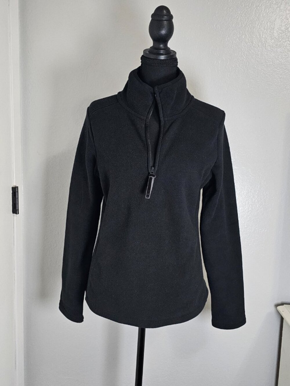 Vintage Old Navy Y2K Black 1/4 Zip Fleece Pullover Sweater – Women's Size Small - Picture 2 of 6